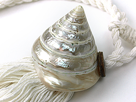 シェルのタッセル