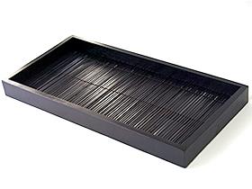 トレイ　チーク