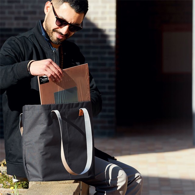 取寄) ベルロイ マーケット トート Bellroy Market Tote Blackの通販は