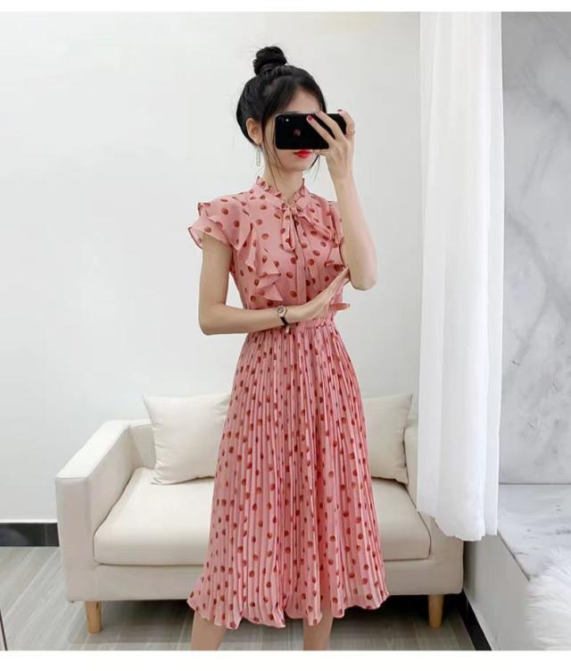 ワンピース フレアスカート フレアワンピース ワンピドレス 膝丈 ひざ丈 袖なし 袖あり ノースリーブ 半袖 7分袖 七分袖 フレアスリーブ フレア セミフレア Aライン フリル リボン かわいい 大人可愛い きれいめ シンプル カジュアル 大人 上品 おしゃれ レトロ 大人女子 ワンピース フレアスカート フレアワンピース ワンピドレス 膝丈 ひざ