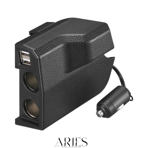 他サイト： カーメイト(Carmate) N-BOX 専用 増設電源 ソケット & USBダウンライト付き フロント コンソール 2連ソケッの商品画像