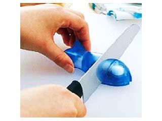 他サイト： MARNA マーナ K257B お魚包丁とぎ(ブルー)の商品画像