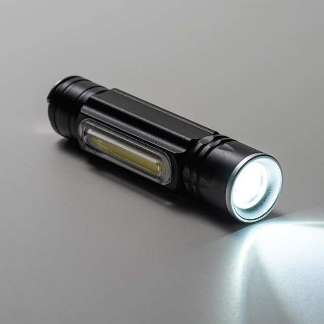 LEDライト USB充電式 防水 IPX4 最大180ルーメン ...