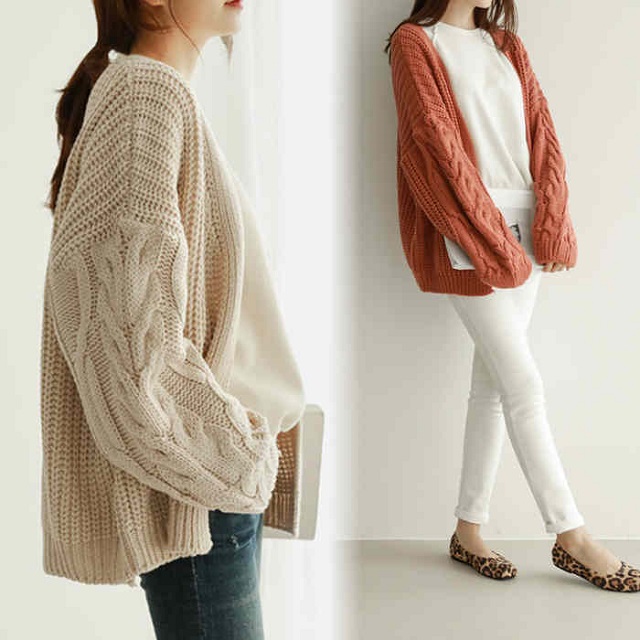 最高ケーブルニット カーディガン レディース 人気のファッション画像