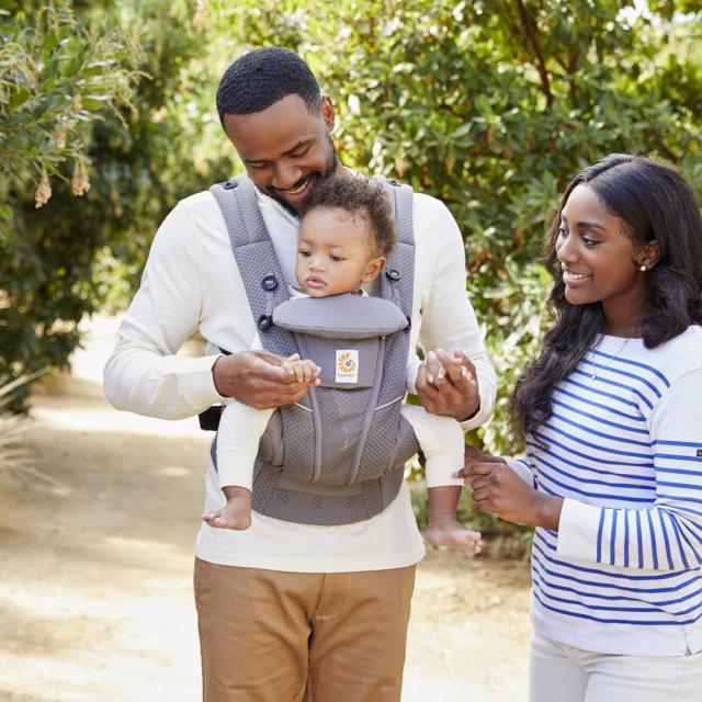 他サイト： ダッドウェイ(DADWAY)/【ergobaby エルゴベビー】EBC OMNI Breeze  グラファイトグレー の商品画像