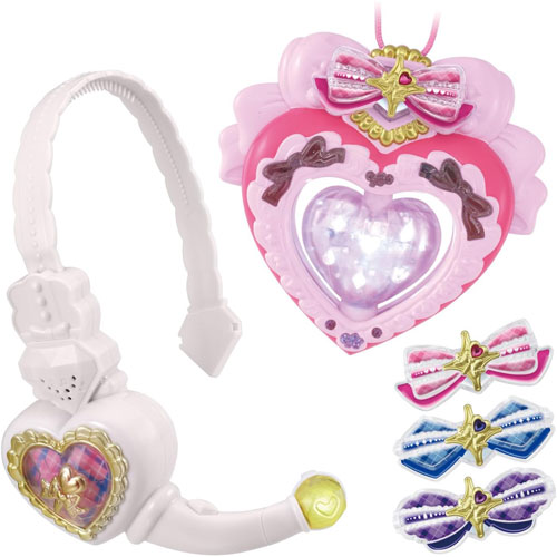 他サイト： 【送料無料!】キミとアイドルプリキュア♪ アイドルハートブローチ&アイドルハートインカムセット (プリキュアリボン 3種類付属)の商品画像