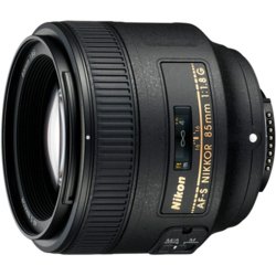 他サイト： 【長期保証付】ニコン(Nikon) AF-S NIKKOR 85mm f/1.8G ニコンFマウント 大口径中望遠単焦点レンズの商品画像