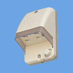 他サイト： パナソニック(Panasonic) WK4102KP フル接地防水コンセントの商品画像