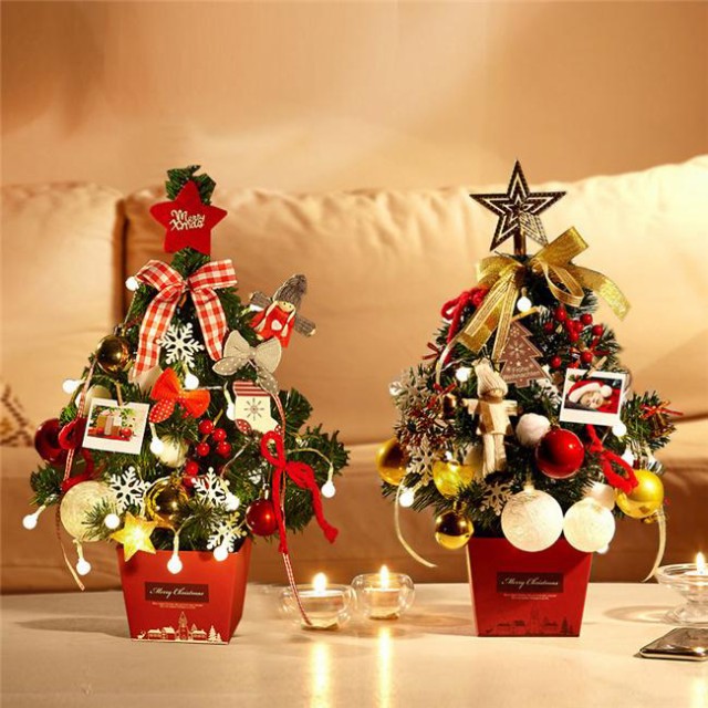 クリスマスツリー 卓上 50cm ミニツリー クリスマス飾り LEDイルミネーション オーナメント おしゃれ キラキラ 雰囲気満々 暖かい 簡単な