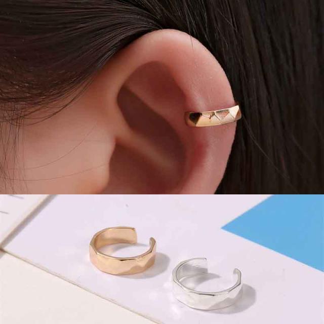 ミラーボールイヤーカフ 1個販売 シルバー ゴールド イヤリング フェイクピアス メンズ レディース はさむ 金色 銀色 ノンホールピアス の通販はau Wowma ワウマ ボディピアス専門店グリーンピアッシング 商品ロットナンバー