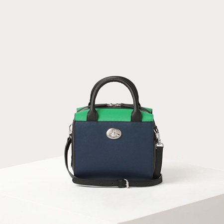 ヴィヴィアンウエストウッド ショルダーバッグ Advan Special ネイビー Vivienne Westwoodの通販はau Pay マーケット Paris Lounge