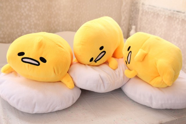 ぐでたま Gudetama 抱き枕 クッション ぬいぐるみ 可愛い ぐでたま プレゼント ギフト インテリア50cmの通販はau Pay マーケット 佐藤商店