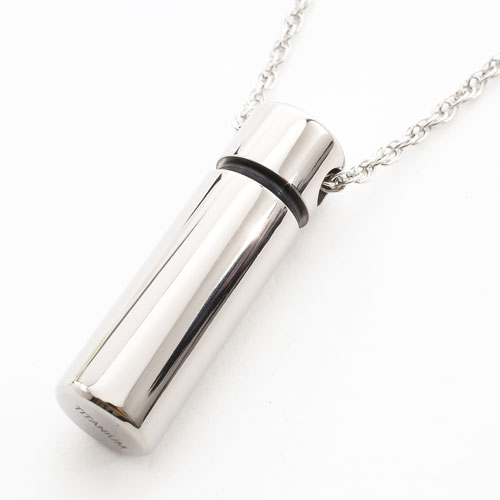 男女兼用 純チタン 手元供養 カロート ペンダント 秘密のメモ 小さな薬入れの通販はau Pay マーケット ジュエリーウォーク心斎橋