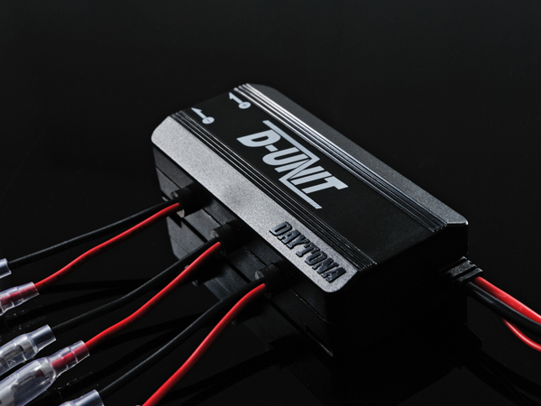 他サイト： DAYTONA デイトナ電源供給スイッチ・配線類 アクセサリー電源ユニット D-UNIT 98830(2480016)の商品画像