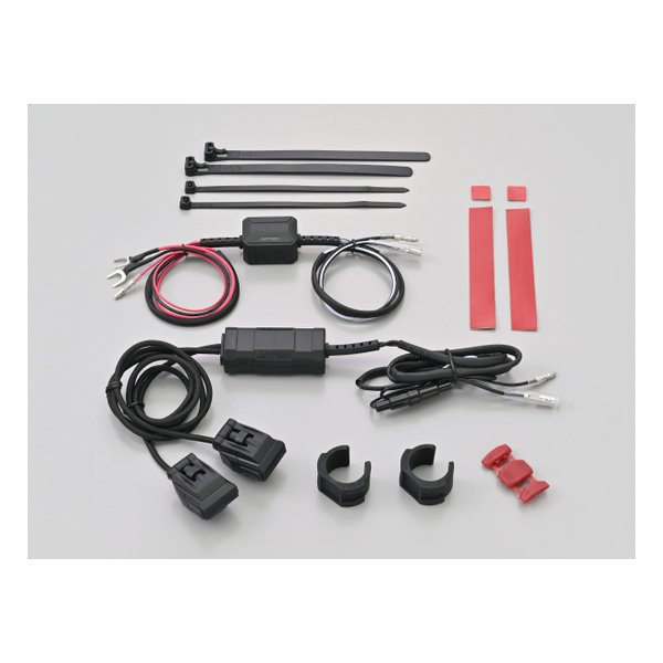 他サイト： DAYTONA デイトナバイク専用USB電源 Type-A+Type-C/QC3.0/PD3.0/2ポート 46393(2642の商品画像