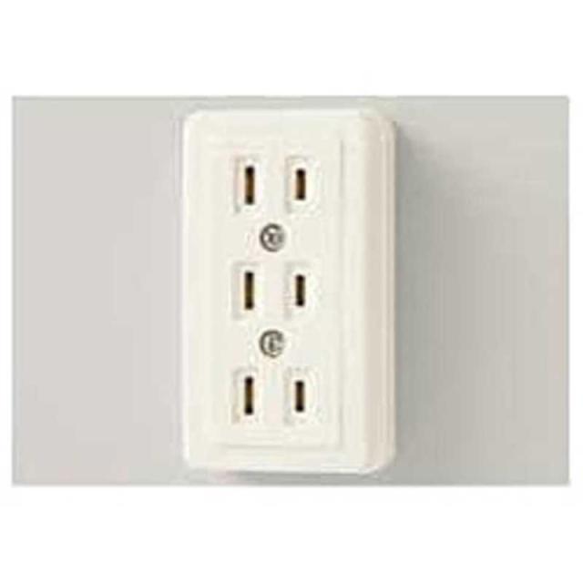 他サイト： ELPA 角型トリプルコンセント A‐52Hの商品画像