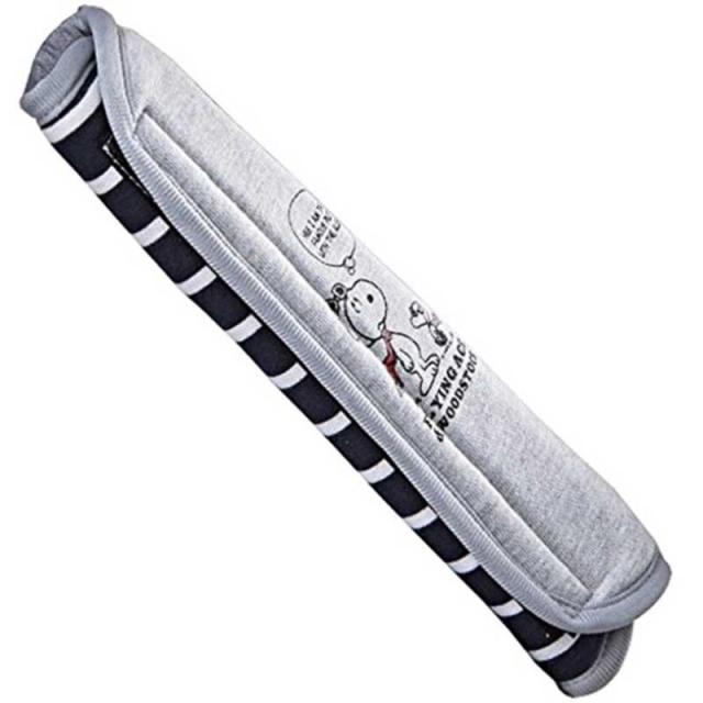 他サイト： BONFORM 7503-16GR シートベルトカバー スヌーピー フライングスヌーピー 軽/普通車用 サイズ:32×10×2cの商品画像