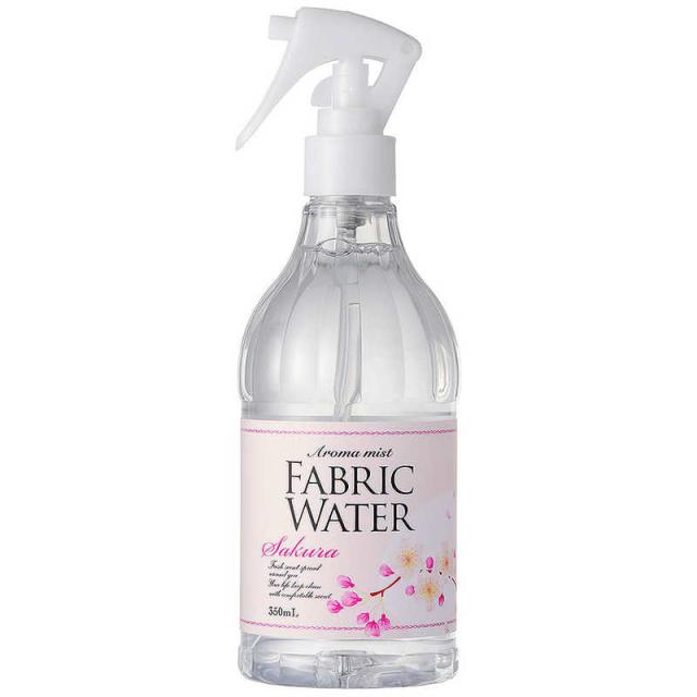他サイト： デイリーアロマジャパン SAKURA ファブリックウォーター SAKURA SAKURAファブリックウォーターの商品画像