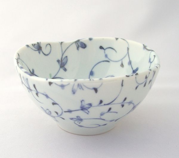 花型小鉢 つぼみ唐草 の通販はau Pay マーケット 美濃のちゃわん屋さん 古林恩羅院