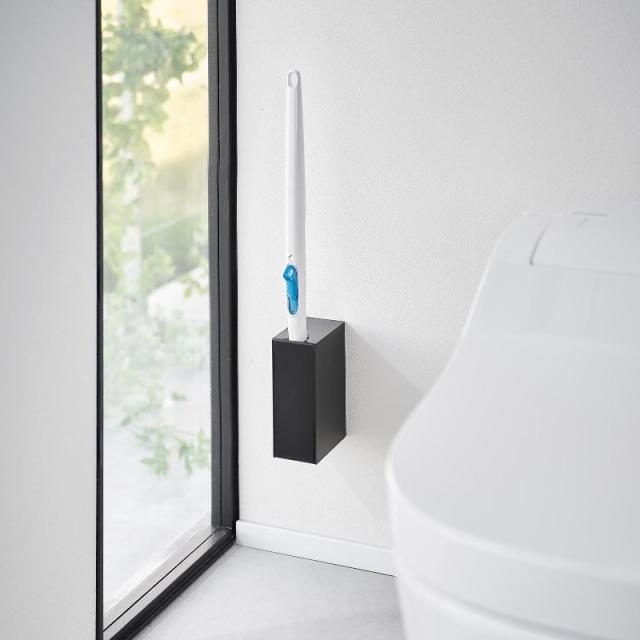 他サイト： 山崎実業 ウォール流せるトイレブラシホルダー タワー 石こうボード壁対応 ブラック 4903208018395 【品番:0183の商品画像