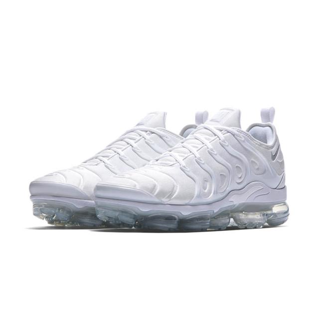 nike sportswear vapormax plus