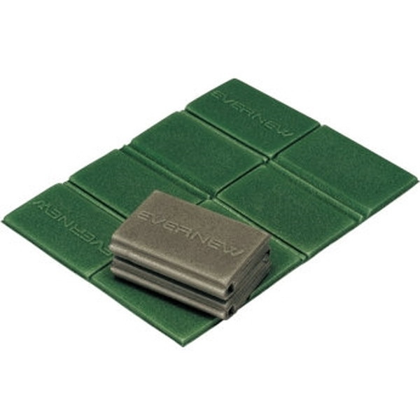 他サイト： EBY462 コンパクト折りたたみマット EVERNEW ダークグリーンの商品画像