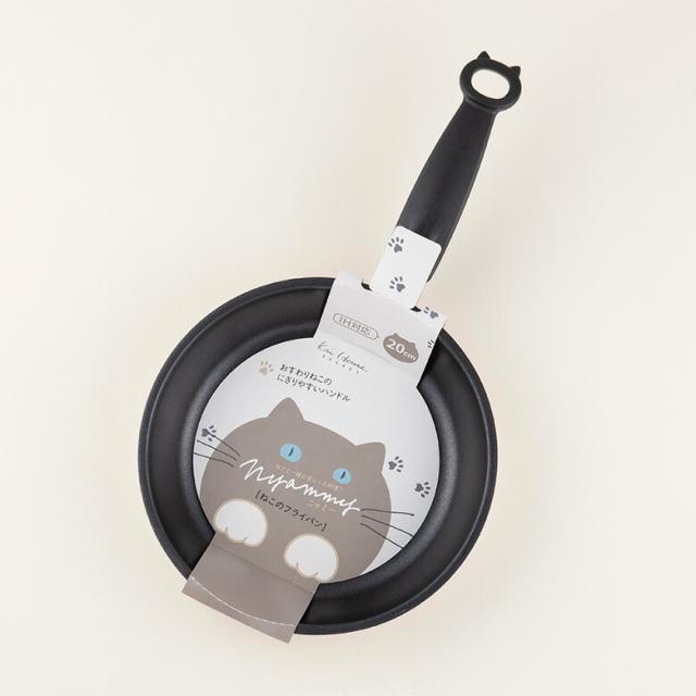 他サイト： [三太郎の日P10倍!] 貝印 Nyammy ネコ フライパン 20cm ウォームグレー #DW5662 IH対応 ねこ ネコ の商品画像