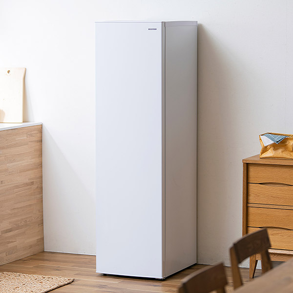 他サイト： 直送 日時指定不可 アイリスオーヤマ 冷凍庫 195L IUSN-20A-W ホワイト 右開き 沖縄・離島配送不可の商品画像