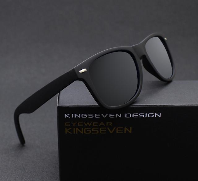 3 ウェリントン型 ミラー サングラス ミラーレンズ Uv400 紫外線カット 日焼け対策 ブラックメンズ レディースの通販はau Pay マーケット T Nストアー