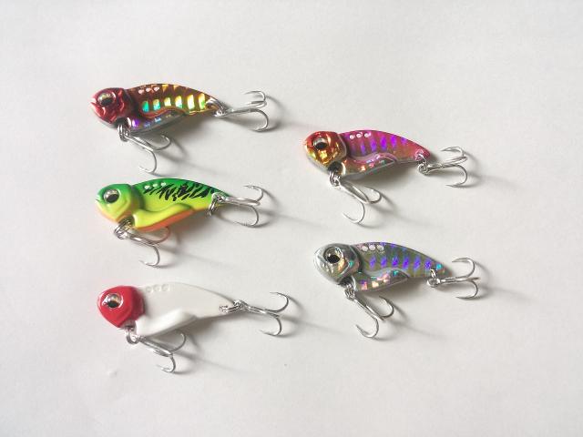 綺麗なロック フィッシュ アクション すべての魚の画像