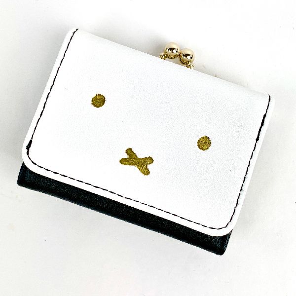 Miffy ミッフィー コンパクト財布 Wh モノクロお顔ミッフィー 財布 お財布 コインケース グッズ ホワイト Mcor の通販はau Pay マーケット Perfect World Tokyo 商品ロットナンバー