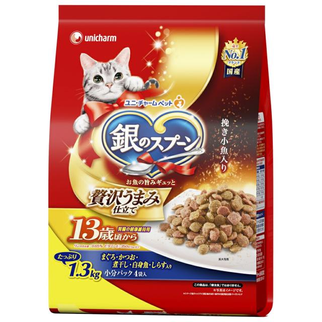 他サイト： ユニ・チャーム  銀のスプーン  贅沢うまみ仕立て腎臓の健康維持用13歳が近づく頃から お魚づくし1.3kg の商品画像