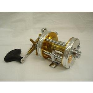 他サイト： 【Abu Garcia】AMB.6500C ロケットシルバーの商品画像