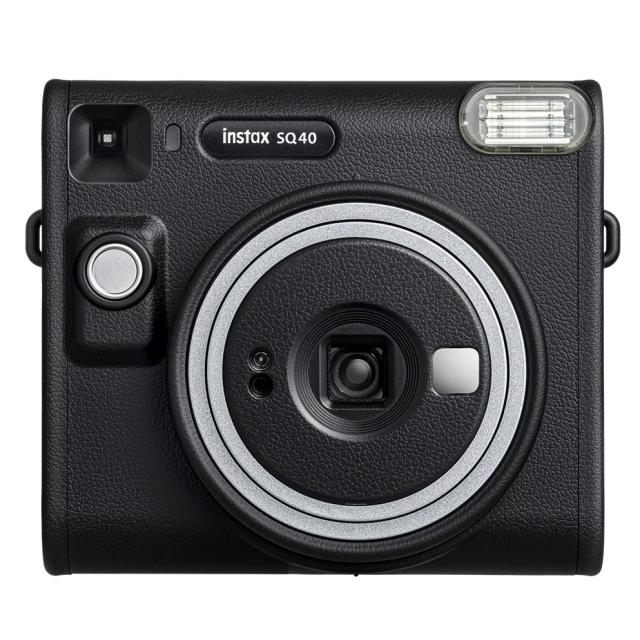 他サイト： FUJIFILM instax SQUARE SQ40 チェキスクエア [ブラック] インスタントカメラ [ラッピング可] R-の商品画像