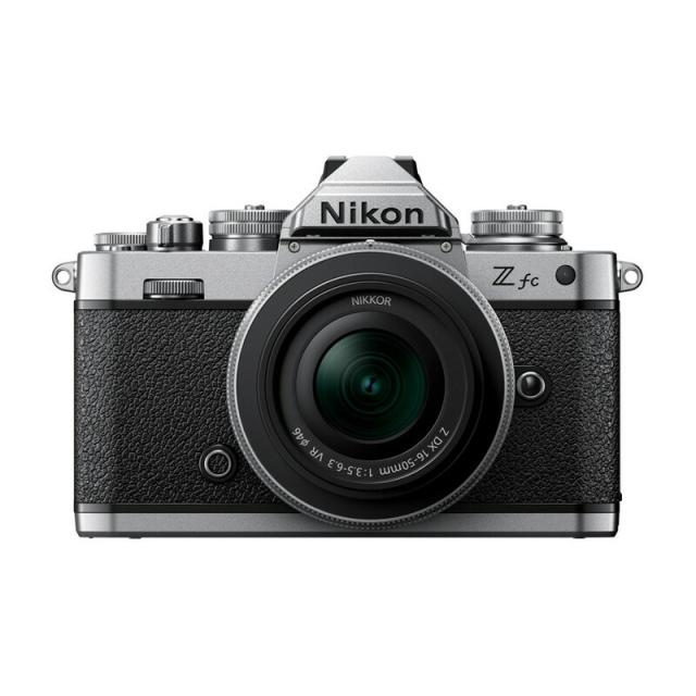 他サイト： Nikon ニコン Zfc 16-50 VR レンズキット シルバー【JAN:4960759906335】の商品画像