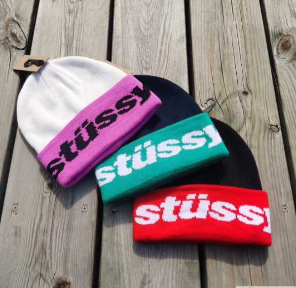 STUSSY HELVETICA JACQUARD BEANIEステューシー ニット帽 ビーニー