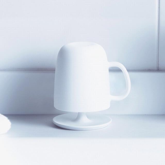 他サイト： コップ 取っ手付き スタンドセット ホワイト 白 クリア 洗面所 割れない 浮かせる収納 水切り ホルダー コップ置き w613の商品画像