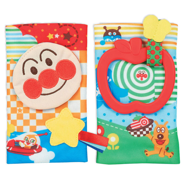 他サイト： バンダイ アンパンマン 〜脳を育む〜あそびたっぷり! よだれカバーそれいけ! アンンパンマン  返品種別Bの商品画像