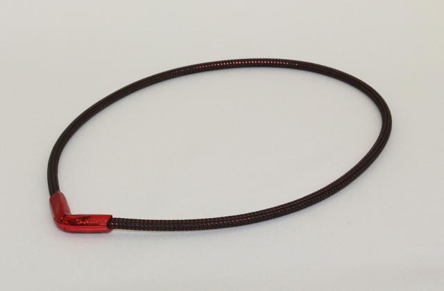 他サイト： ファイテン 0215TG681053 RAKUWAネックX50 Vタイプ(メタリックレッド)[サイズ:50cm]phiten ラの商品画像