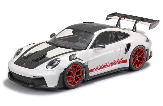他サイト： タミヤ 1/24 スポーツカーシリーズ No.370 ポルシェ 911 GT3 RS (992)【24370】プラモデル  返品の商品画像