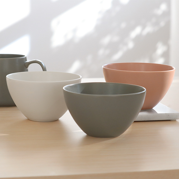 お碗 300ml 淑 Shuku 飯碗 食器 洋食器 磁器 日本製 食洗機対応 電子レンジ対応 茶碗 ボウル 白 グレー ライスボウル ご飯茶碗 おしゃの通販はau Pay マーケット インテリアパレット