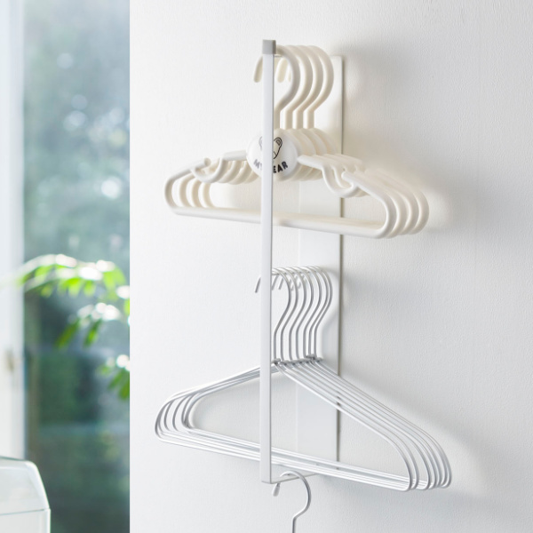 他サイト： 山崎実業 plate マグネット洗濯ハンガー収納ラック プレート ホワイト ( 4903208035859 隙間 収納 洗濯機横の商品画像