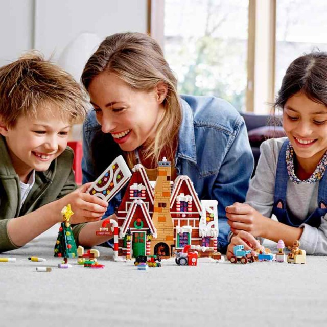 レゴ(LEGO) クリエイター エキスパートモデル ジンジャーブレッドハウス(お菓子の家) Gingerbread House【10267