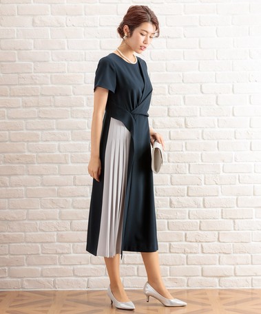 人気が高い 部分プリーツ切り替え配色ワンピースドレス レディースアパレル クーポン発行 Www Centrodeladultomayor Com Uy