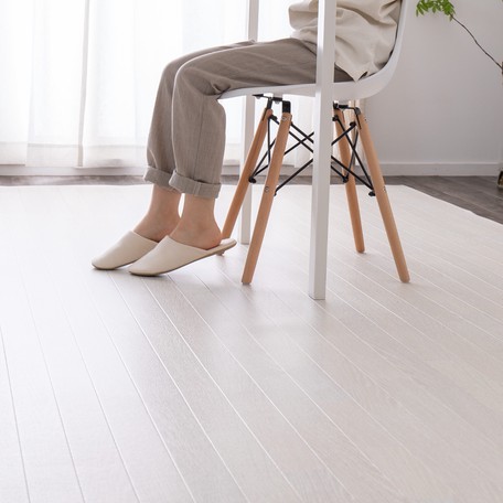 受賞店舗 クッションフロア 床保護マット 切って置くだけ簡単diy 滑り止め付き 木目ホワイト ファブリック 敷物 新品即決 Fcrtt Org