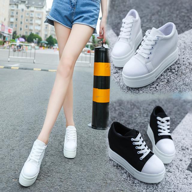 履きやすい レディース靴 10cm厚底インヒール 春夏新作スニーカーシューズ キャンバス 歩きやすいの通販はau Wowma ワウマ 東京 Com 商品ロットナンバー