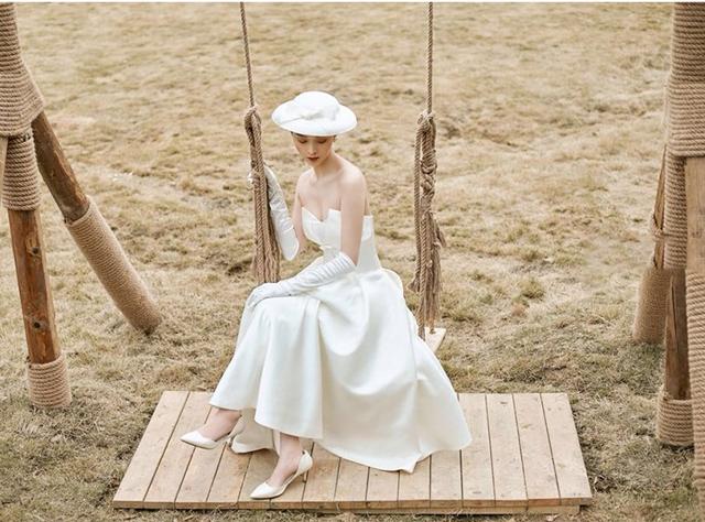 Web限定 ウェディングドレス ミモレ丈 二次会 花嫁ドレス 結婚式 ドレス パーティードレス Aライン おしゃれ 個性的 可愛い ナチュラル カジュア 現金特価 Ineed Allah Com