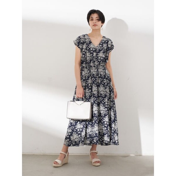 新品本物 New イェッカ ヴェッカ ヴィンテージフラワー柄ワンピース 無条件 特別価格 Carlavista Com