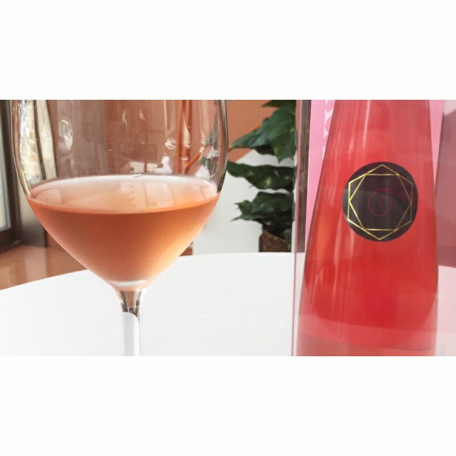 お酒 送料無料 お酒 ワイン ルビーの輝き2016ロゼハーフボトル〔360ml〕 株式会社サカイダフルーツ 石川県 お酒 送料無料 お酒 ワイン ルビーの輝き2016ロゼハーフボトル〔360ml〕 株式会社サカイダフルーツ 石川県