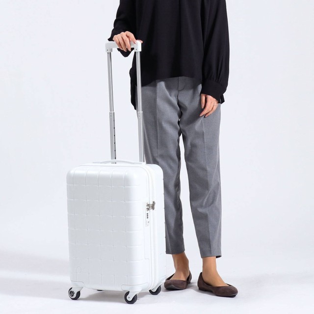 在庫あ在庫 プロテカ White Edition 33L の通販はau PAY マーケット - ギャレリア バッグ&ラゲッジ|商品ロットナンバー:430192395 スーツケース PROTeCA キャリーケース 機内持ち込み 360T ティー 即納正規店